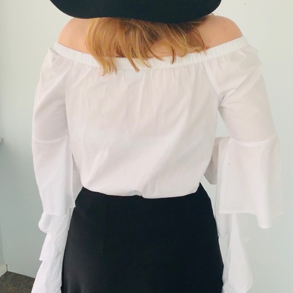 🦩2/$25 Vero Moda / Off the shoulder Blouse - Picture 3 of 6